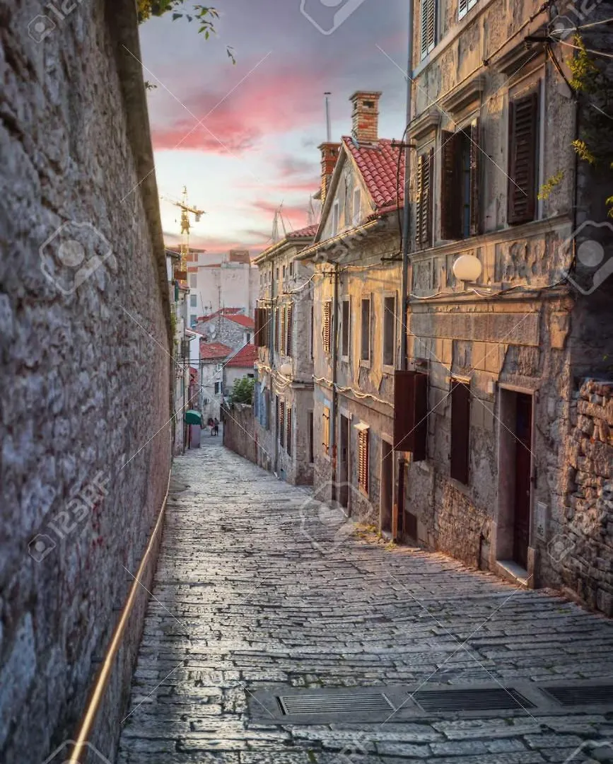 Angels - Marlen Apartment Pula Croatia